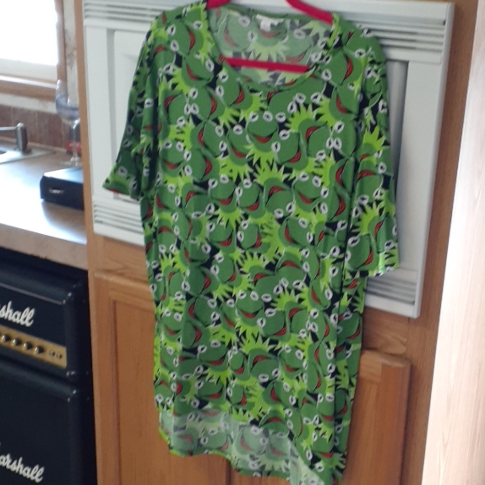 Lularoe small Irma.